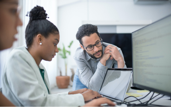 friendly-young-people-showing-support-their-office-colleague 10